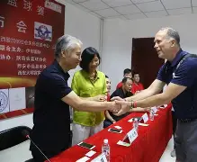拉力赛夜战：岭南飞鹰队大胜海滨犀牛队，临门一脚致胜争冠格局再洗牌